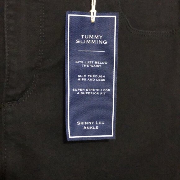 NWT Charter Club Bristol Skinny Leg Ankle stretch jeans in black size 14 - Picture 4 of 7